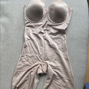 NEW SPANX Nude Strapless Shapewear Bodysuit